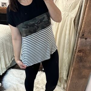 Lovely Souls Camouflage and Striped juniors Top size large
